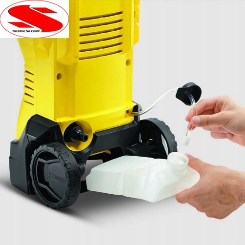 Máy xịt rửa xe gia đình Karcher K2 Premium Full Control EU (TẶNG DÂY CẤP 3M )