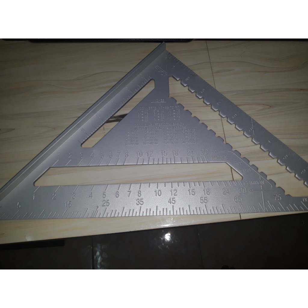 THƯỚC EKE TAM GIÁC NHÔM - LOẠI LỚN