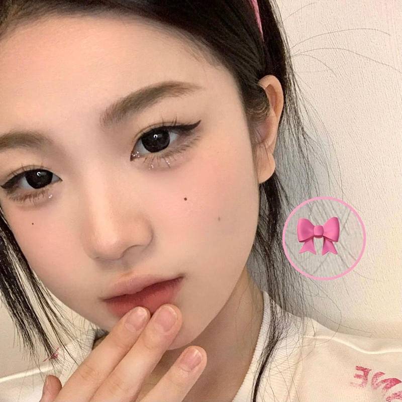 Bút Kẻ Mắt Nước Màu Đen Khô Nhanh Chống Nước Chống Nhòe Lâu Trôi