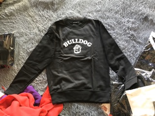 Sale áo sweater ( ảnh thật tự chụp )