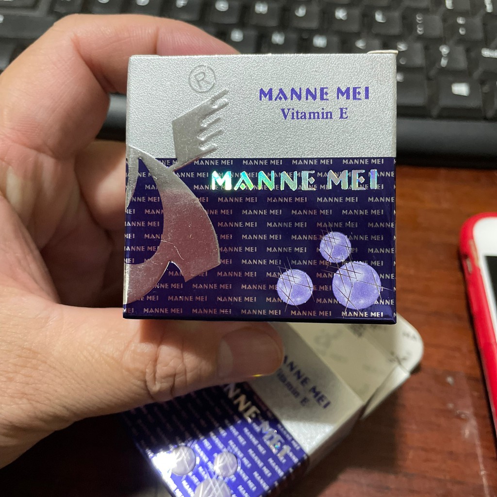 Kem Dưỡng Trắng Da Mờ Thâm Vitamin E C Manne Mei 15GR