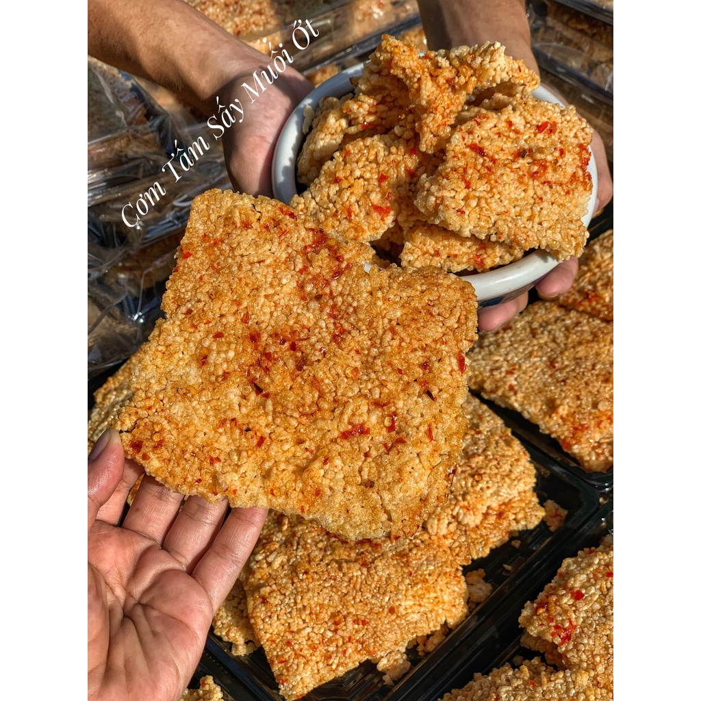 Cơm tấm sấy muối ớt ⚡ GIÁ TỐT ⚡ Cơm cháy muối ớt giòn tan, vị thơm ngon ăn là nghiền
