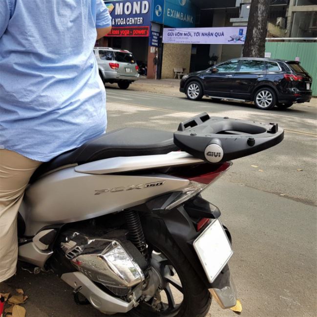 Baga sau Givi SRV PCX125 chịu lực cao gắn được thùng sau Givi chính hãng