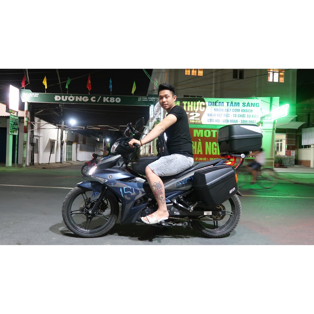 Thùng sau xe máy B32N givi