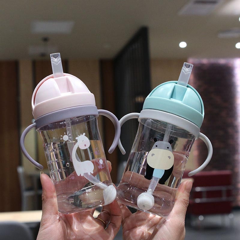 Bình Đựng Nước Em Bé 250ml Có Ống Hút Họa Tiết Đáng Yêu