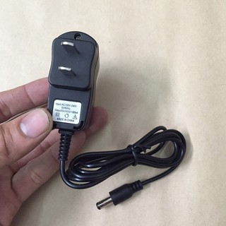 Sạc pin máy cân bằng laser