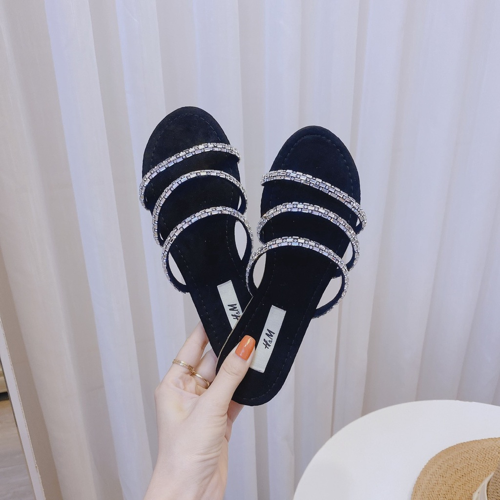 Dép lê quai ngang 3 dây đá, đế nỉ