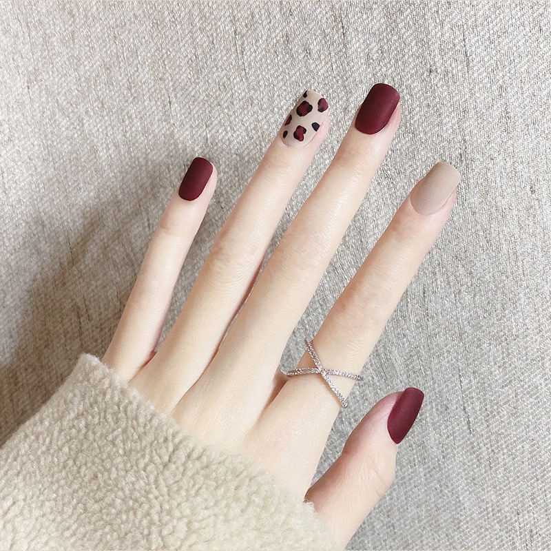 Dán móng tay giả nail box mẫu mới vuông ngắn màu lì giá rẻ