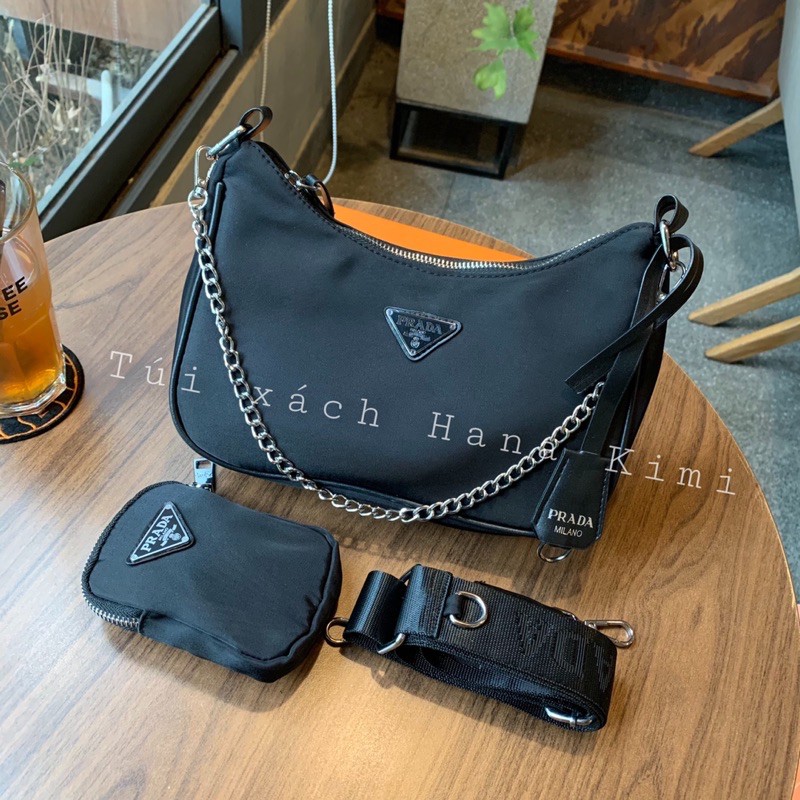 Túi đeo chéo/ kẹp nách Prada size 24