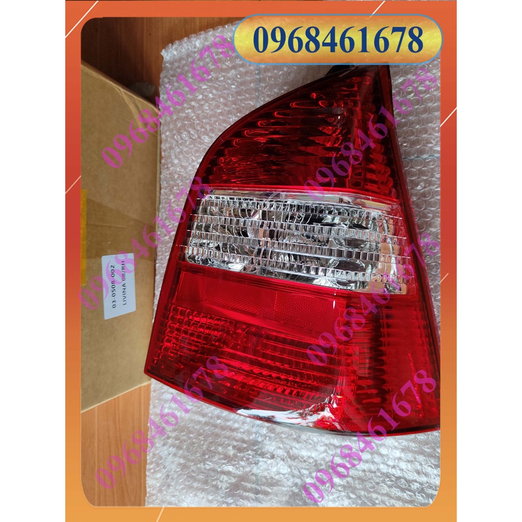 Đèn hậu Nissan Livina