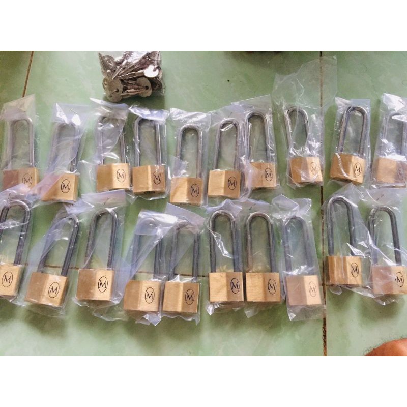 Khoá mở chung chìa 4p càng dài thương hiệu Vương Niệm