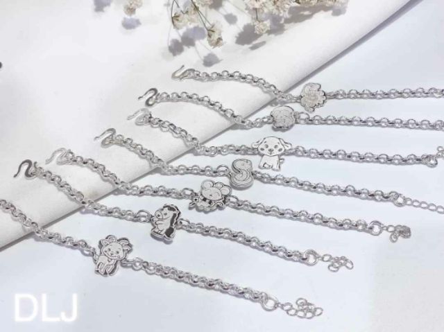 Lắc tay con giáp bạc cho bé