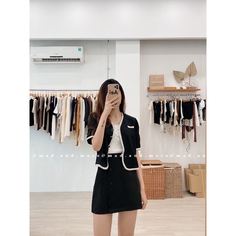 khoác trắng - đen viền nổi