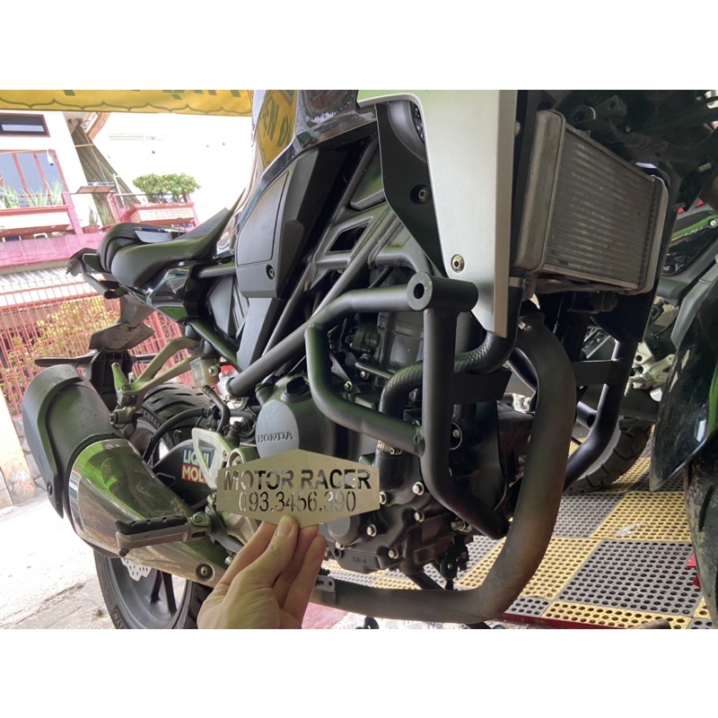 Chống đổ khung cb300r