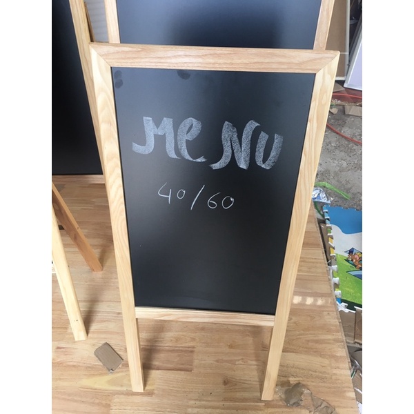 Bảng Menu Liền Sẵn Chân Để nhà hàng quán ăn , cafe, trà tranh Giá Gỗ Khung Gỗ Sồi chất lượng cao