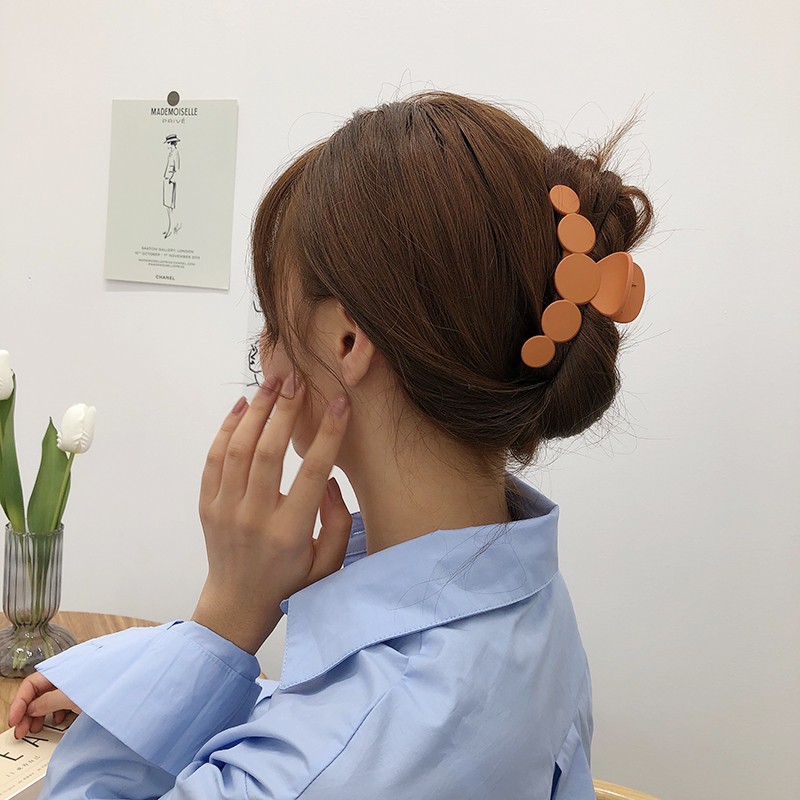 Kẹp bấu tóc Hàn Quốc đơn giản cho nữ