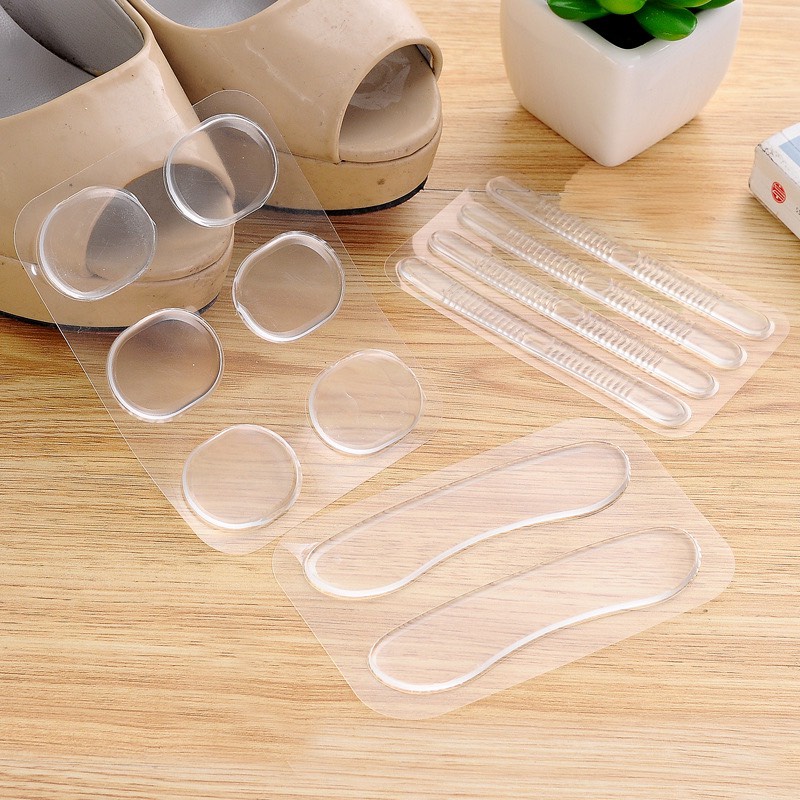 Set 2 miếng lót giày silicon trong suốt chống đau gót chân