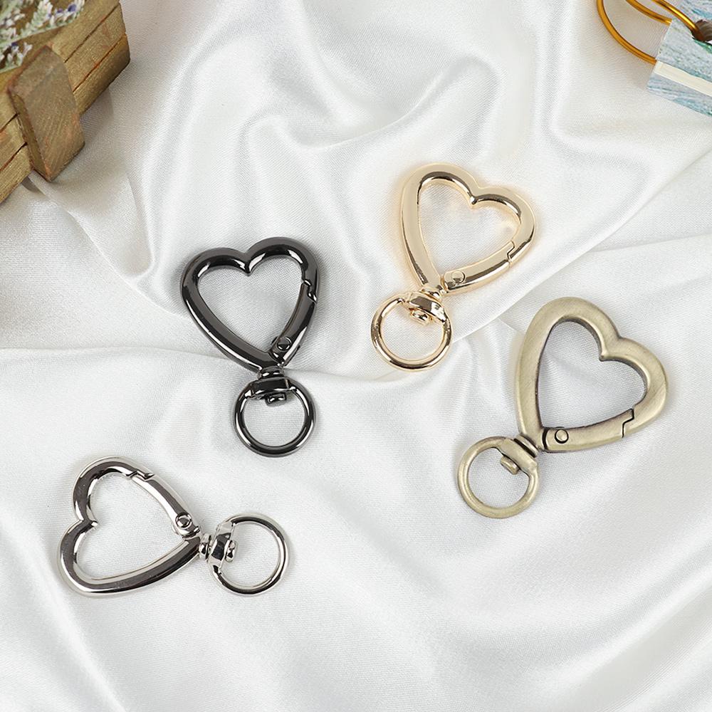 Wttle Khóa Vòng Lò Xo Bằng Hợp Kim Kẽm Hình Trái Tim Kích Hoạt Dễ Dàng Nhấn