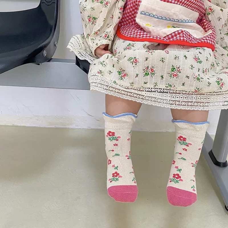 Set 5 đôi vớ cổ cao phối màu ngọt ngào phong cách Hàn Quốc cực kì sang chảnh, dễ phối đồ cho bé trai bé gái - Kamy Store