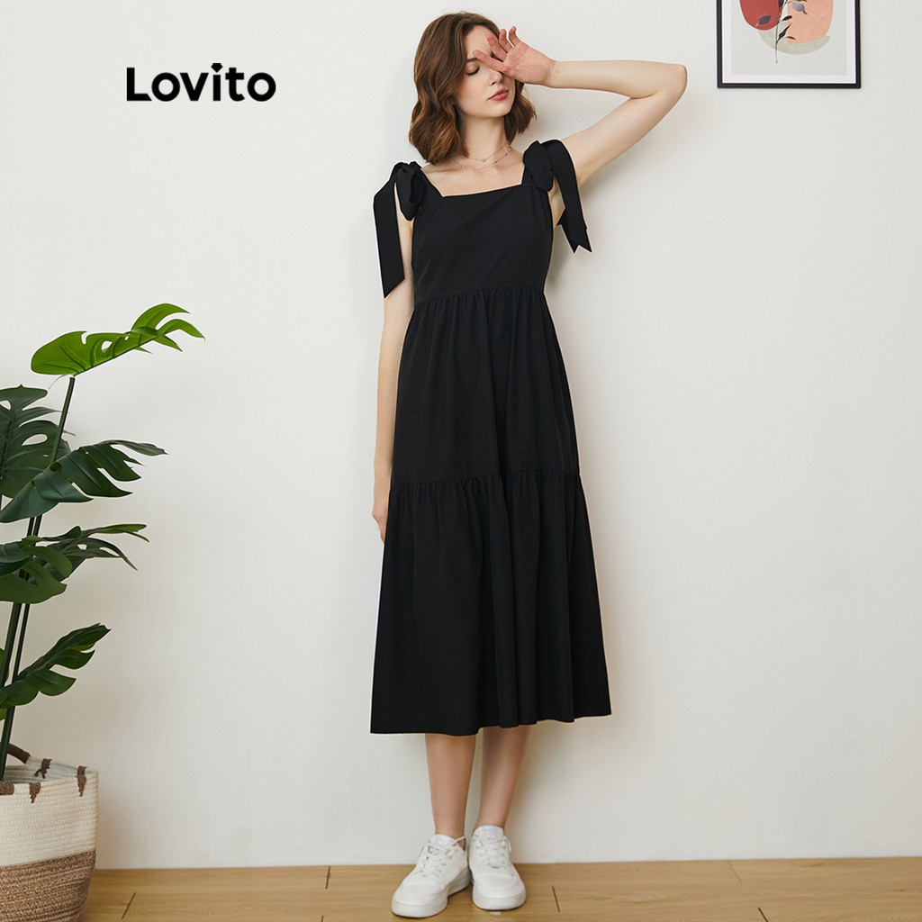Lovito váy đầm xòe trơn đơn giản Thiếu dây đai có thể điều chỉnh L24AE020 (Đen)