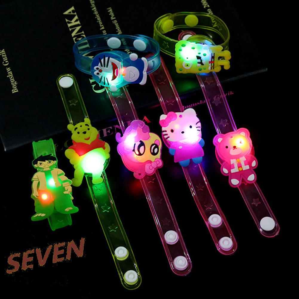 Đồng Hồ Đeo Tay Kiêm Vòng Tay Đèn Led Ban Đêm Hình Hoạt Hình Dễ Thương 22-zz Cho Bé