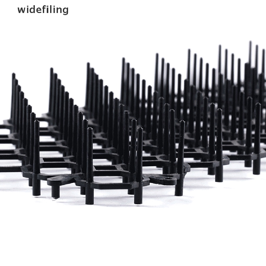 Thảm Gai Chống Chó Mèo Trong Vườn Tiện Dụng