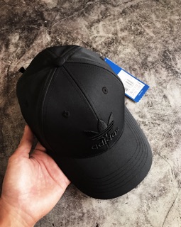 Nón dù adidas