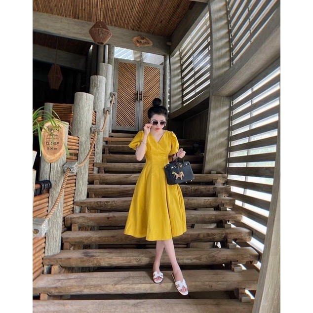 VÁY VÀNG CỔ V TAY BỒNG 8 MẢNH 🌼 VÁY ĐI BIỂN