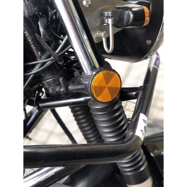 Mắt mèo phản quang Suzuki ốc 5ly