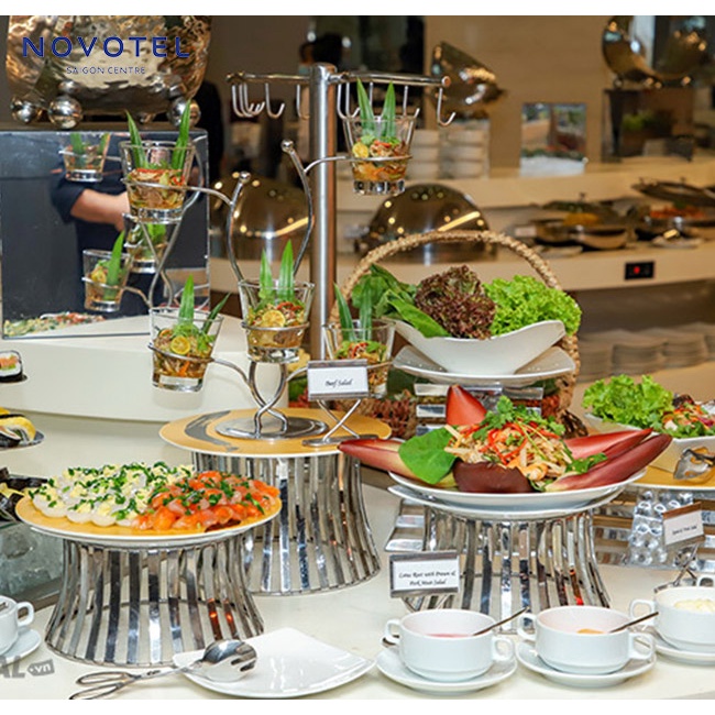HCM [E-Voucher] Novotel Saigon Centre - International Buffet Trưa Hải Sản Thượng Hạng