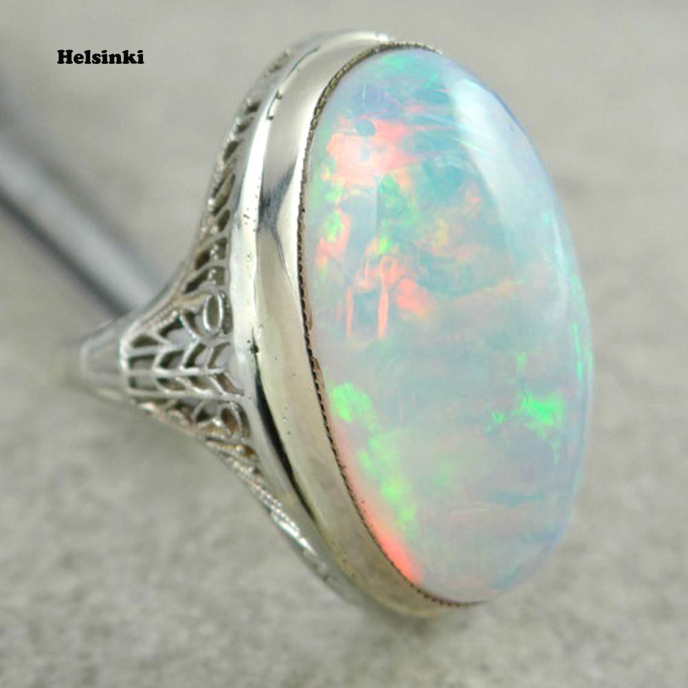 Nhẫn đính hôn nữ mặt đá Opal cổ điển