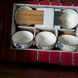 Bộ bát nhật +đũa