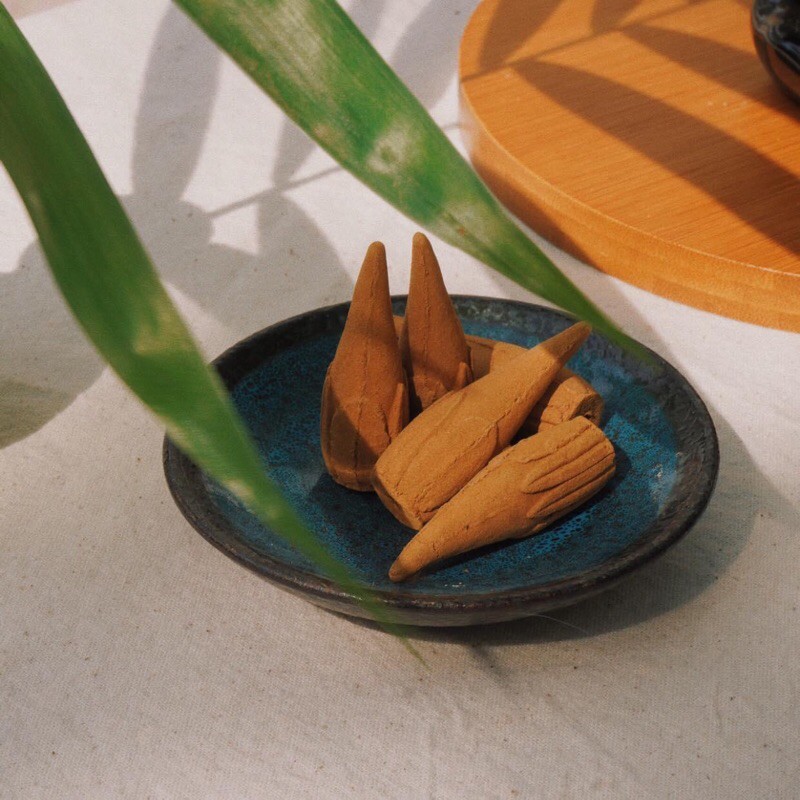 Nụ Trầm đặt thác khói | BigBuy360 - bigbuy360.vn