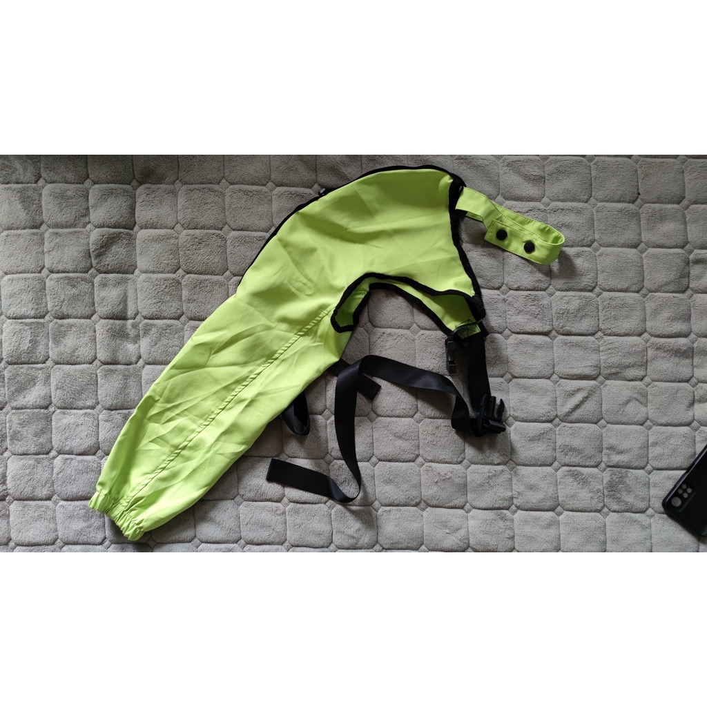 Áo croptop nữ dài tay Lisa phản quang lệch tay cá tính