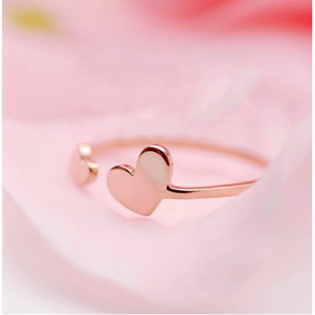 NHẪN TITAN TRÁI TIM FREE SIZE MÀU VÀNG siêu cute - tặng hộp đựng xinh xắn