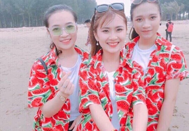 Quần dưa hấu đỏ vàng khuyến mãi | BigBuy360 - bigbuy360.vn