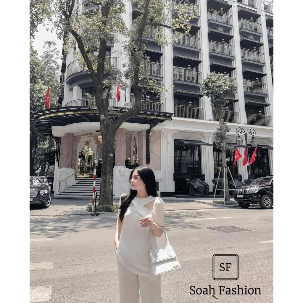 Áo Phom Suông Xoắn Cổ Cut Out 2 màu Đen Trắng ❤️ Áo tay ngắn - Áo nữ hàn quốc thiết kế tn1341