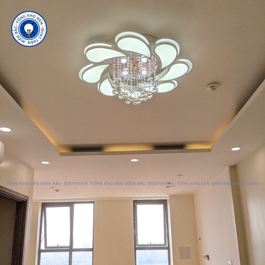 Đèn Ốp Trần_Đèn Mâm Ốp Trần 8 Cánh Giọt Nước Hộp Thả Pha Lê_3 chể độ ánh sáng_BH 24 tháng