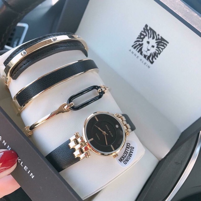 Đồng hồ nữ Anne Klein set đồng hồ và vòng tay AK2684/BKST
