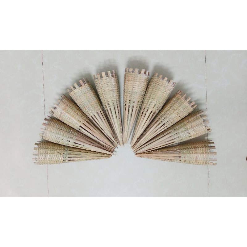 Combo Hôm đặt lươn ống 90 . Tặng chai dầu nhử, bịch cám