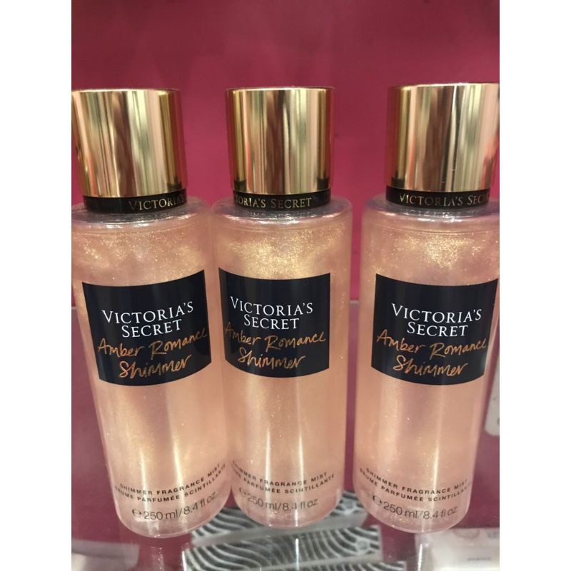 Xịt thơm nhũ Victoria's Secret Amber Romance Shimmer 250ml