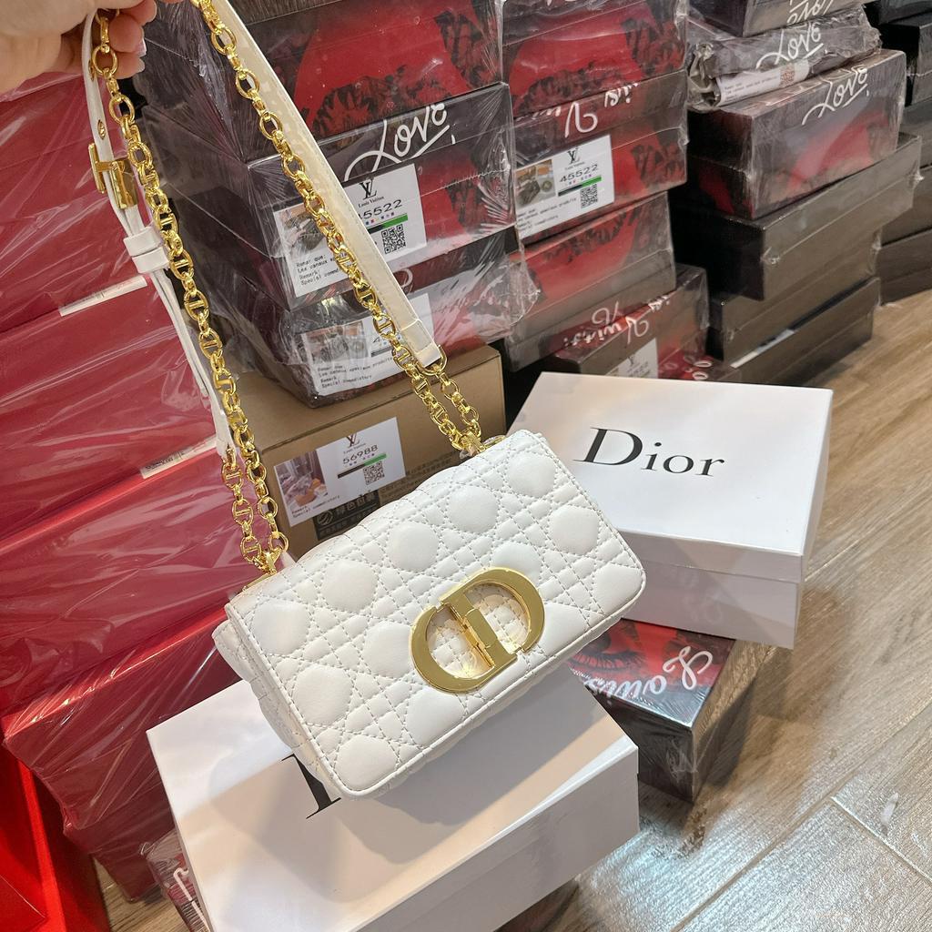 Túi đeo chéo CD sz 21cm kèm hộp cực xinh