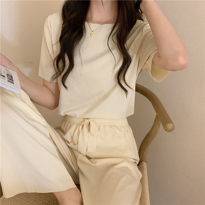 Bộ Đồ Ngủ Tay Ngắn Dáng Rộng Vải Lụa Lạnh Mềm Màu Trơn Thoải Mái Phong Cách Hàn Quốc | BigBuy360 - bigbuy360.vn