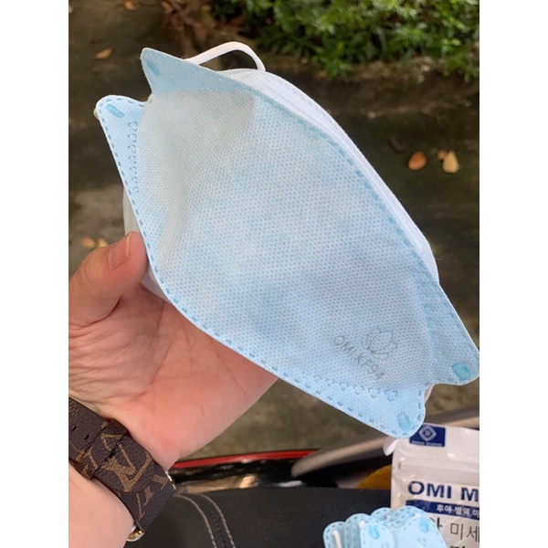 KHẨU TRANG 4D KF94 THÙNG 300 CÁI (có màu đen) | BigBuy360 - bigbuy360.vn