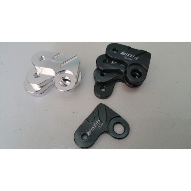 Pát l4 gắn chân gương