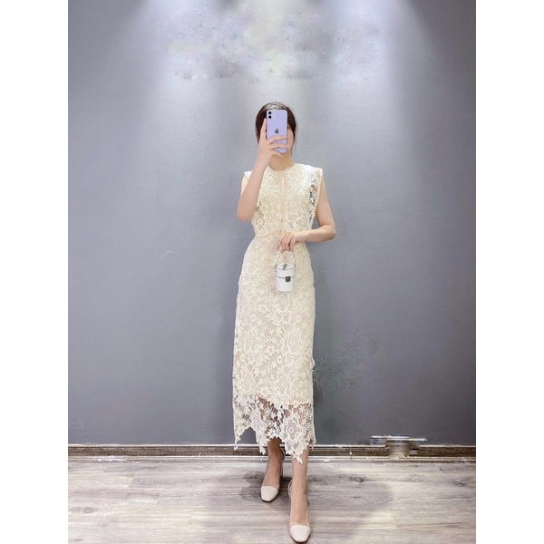 Siêu phẩm váy ren