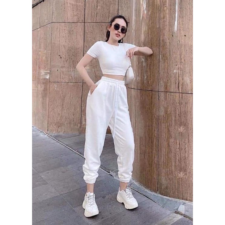 Set Thể Thao 2 Món: Áo Croptop & Quần Dài Năng Động