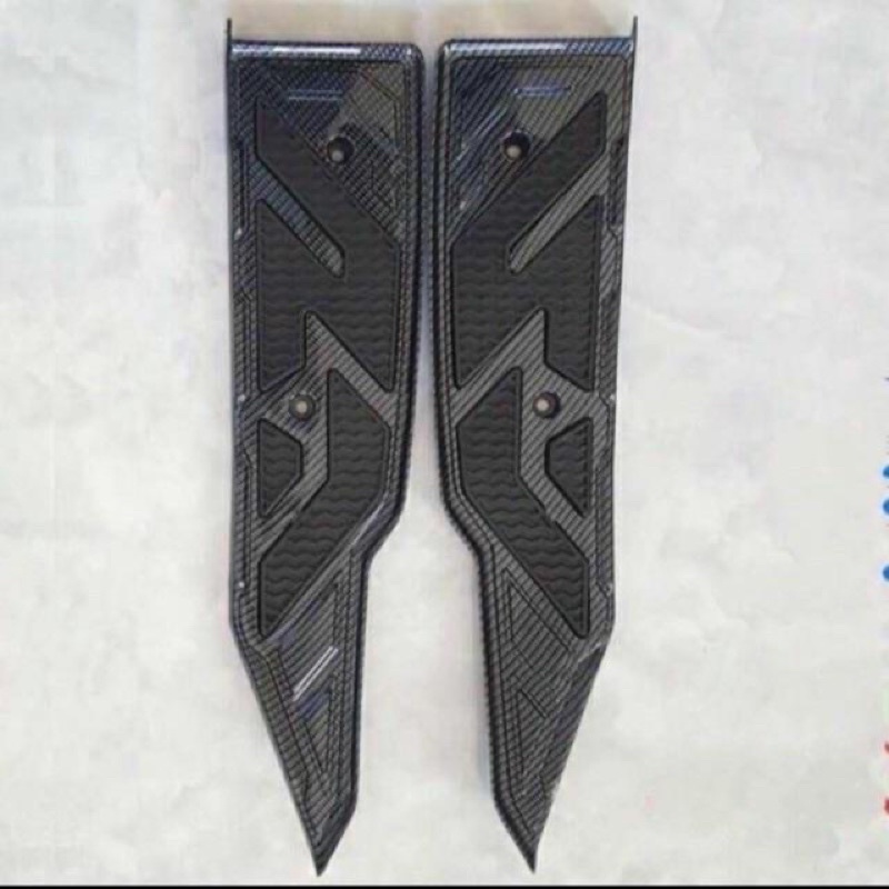 Gác chân AB airblade 2020 Carbon (kèm ốc gắn)