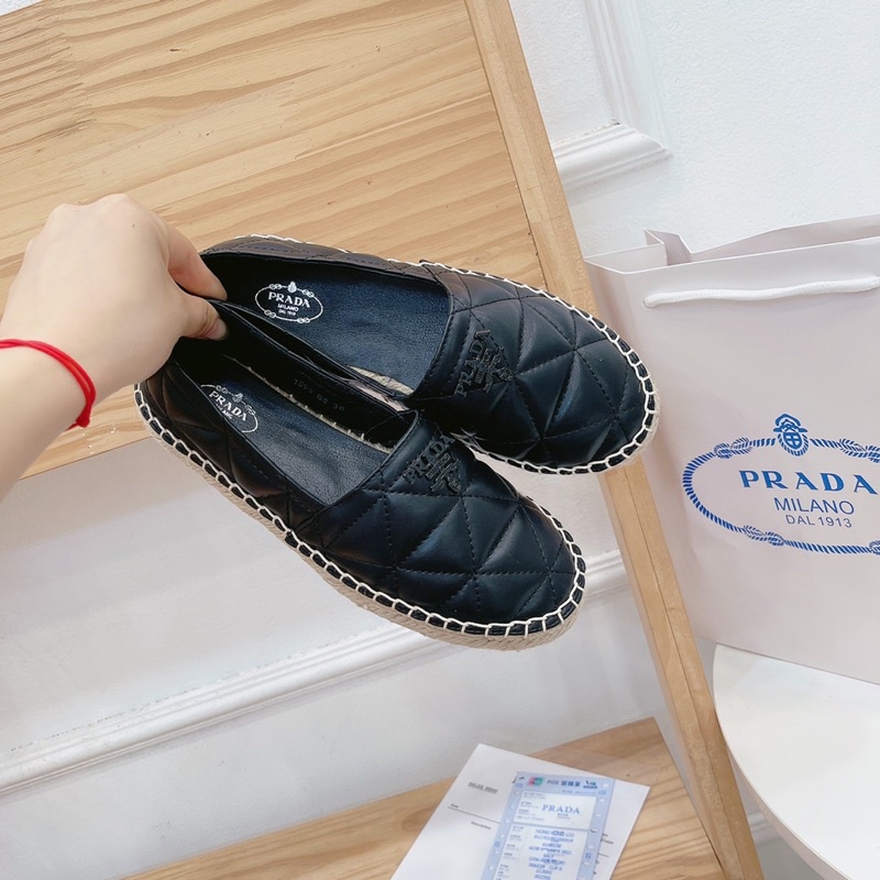 Giày slipon prada trần trám