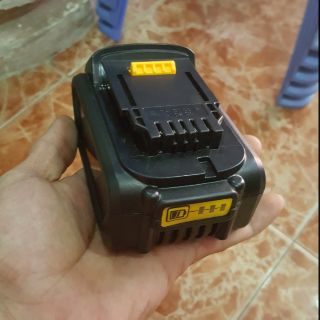 Pin dewalt 18v gài 5,3ah vtc5